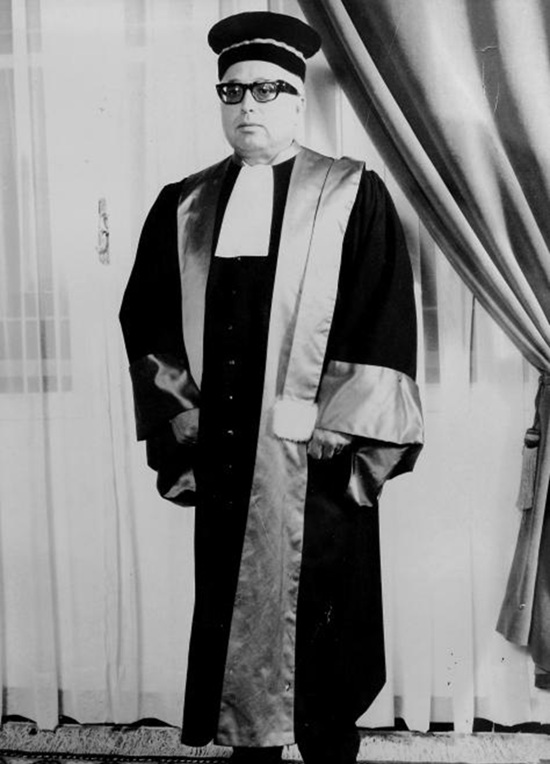 Maître ABDELKRIM MAHBOULI